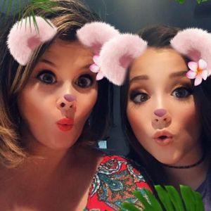 Meet your Posher, Carly